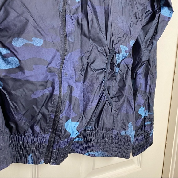 Oakley Lightweight Hydro Tech  Wind Rain Hooded Jacket Blue Camo - Picture 4 of 7